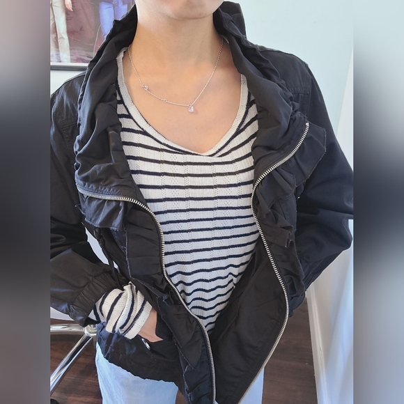 Black Ruffled Jacket With Stripped Long Sleeve - Picture 3 of 16